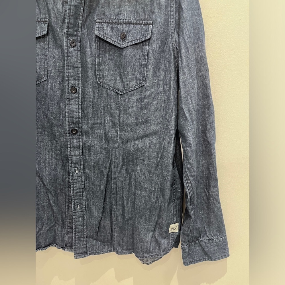 Button Denim Shirt
Western Brown corduroy Long SleeveShoulder patches medium - Picture 2 of 7